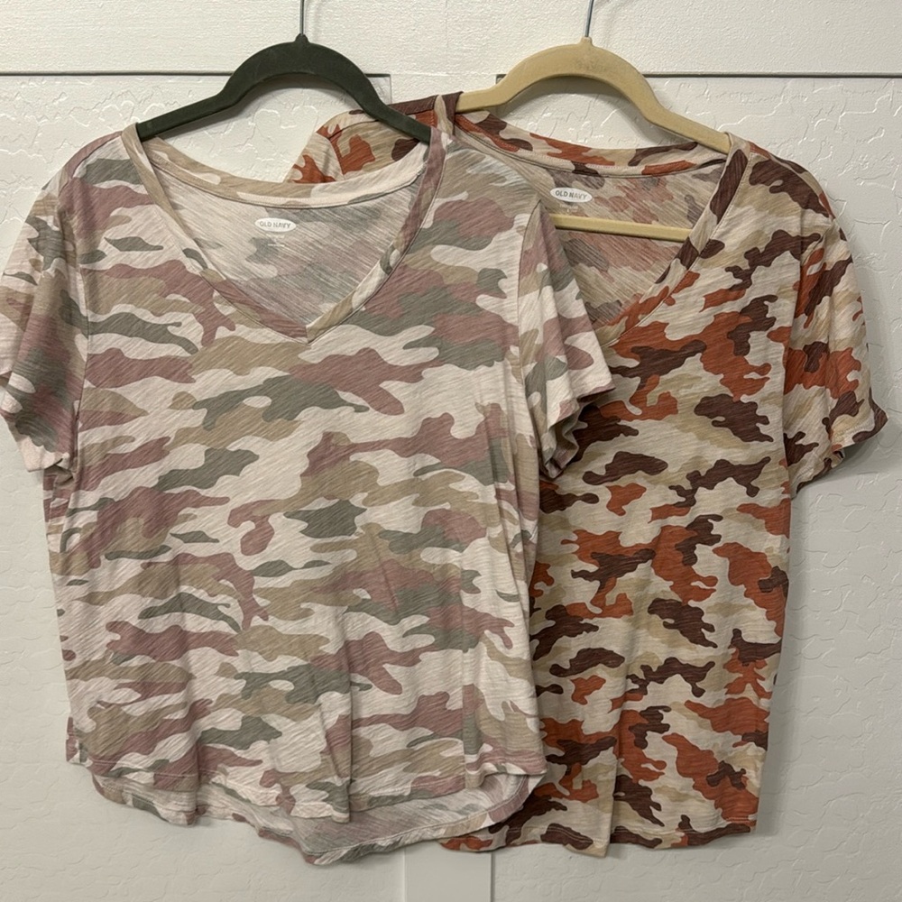 Old Navy tees